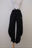 画像2: naokitomizuka × Reebok deformed sweat pants black (2)