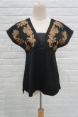 画像1: LOKITHO CORD EMBROIDERY TOP black × gold (1)