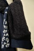 画像3: MIKIOSAKABE (ミキオサカベ) Puffer Printed Mufler　NAVY (3)