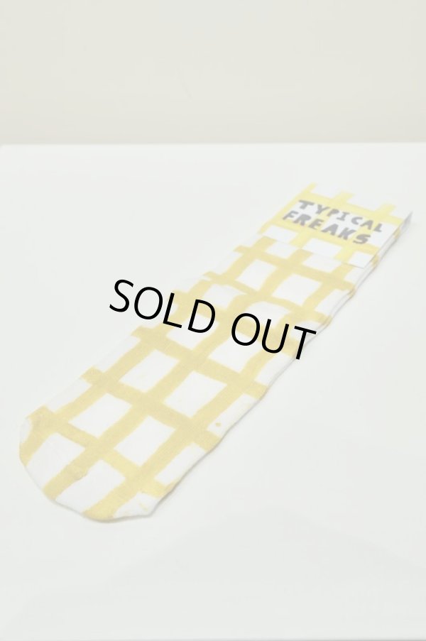 画像1: TYPICAL FREAKS Yellow Grid Socks (1)