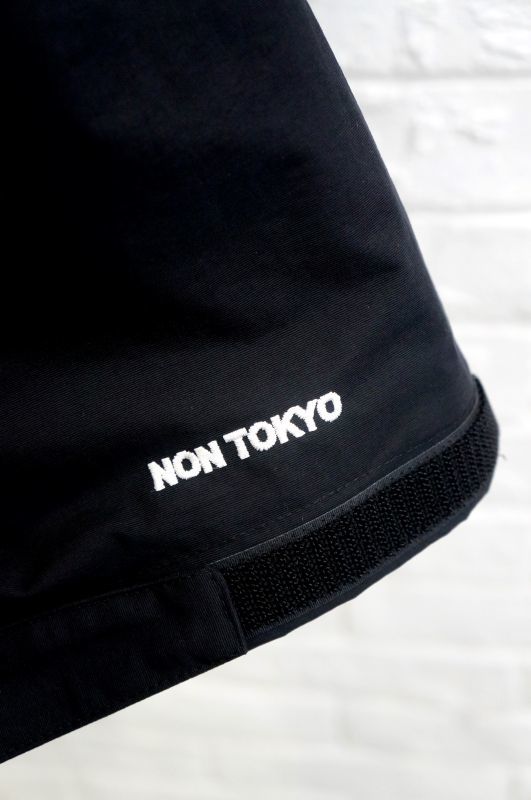 NON TOKYO (ノン トーキョー） 2WAY BACK PLEATS MOUNTAIN PARKA